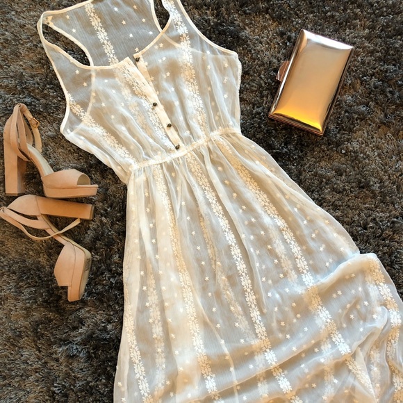 Free People Dresses & Skirts - Free People | White Flowy | Maxi Dress